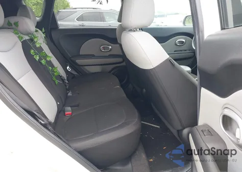 2016 Kia Soul z USA, uszkodzony, nr VIN KNDJN2A24G7399692